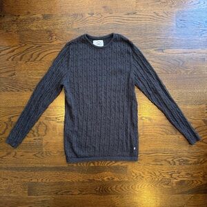 Men's Gray Cable Knit Sweater